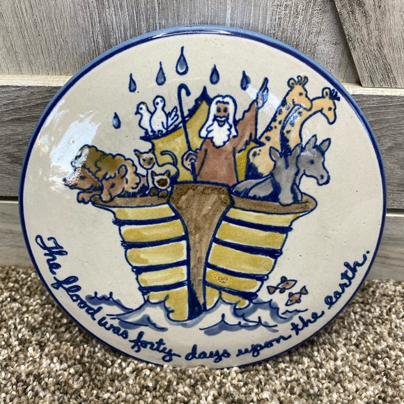Louisville Stoneware Noah's Ark Kentucky USA l Trivet Dining Table Dishware - Picture 2 of 6